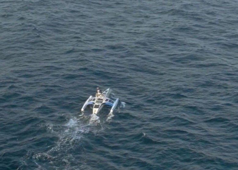 人工智能AI控制的无人驾驶远洋三体船“五月花号自主船”成功横渡大西洋