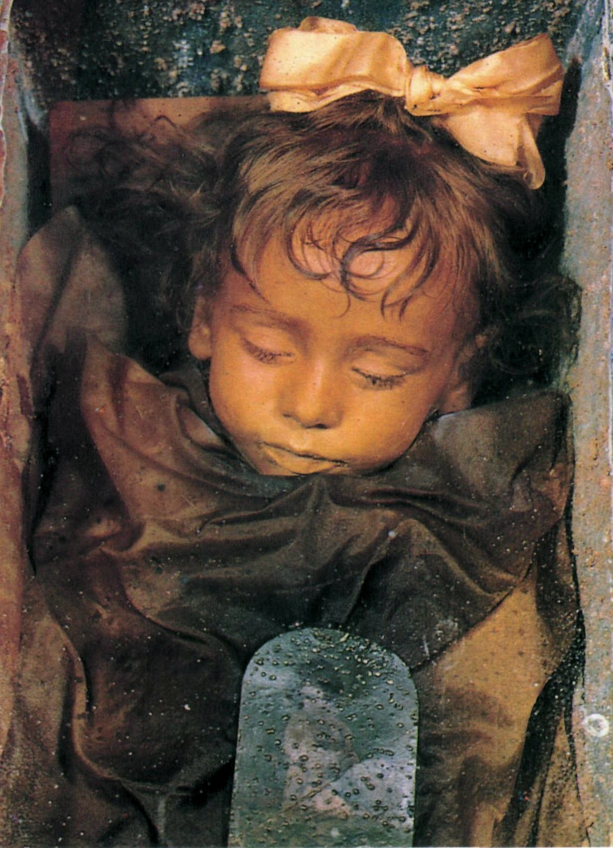 意大利西西里岛巴勒莫的卡普奇尼地下墓穴木乃伊萝莎莉亚‧伦巴多被目击眨眼