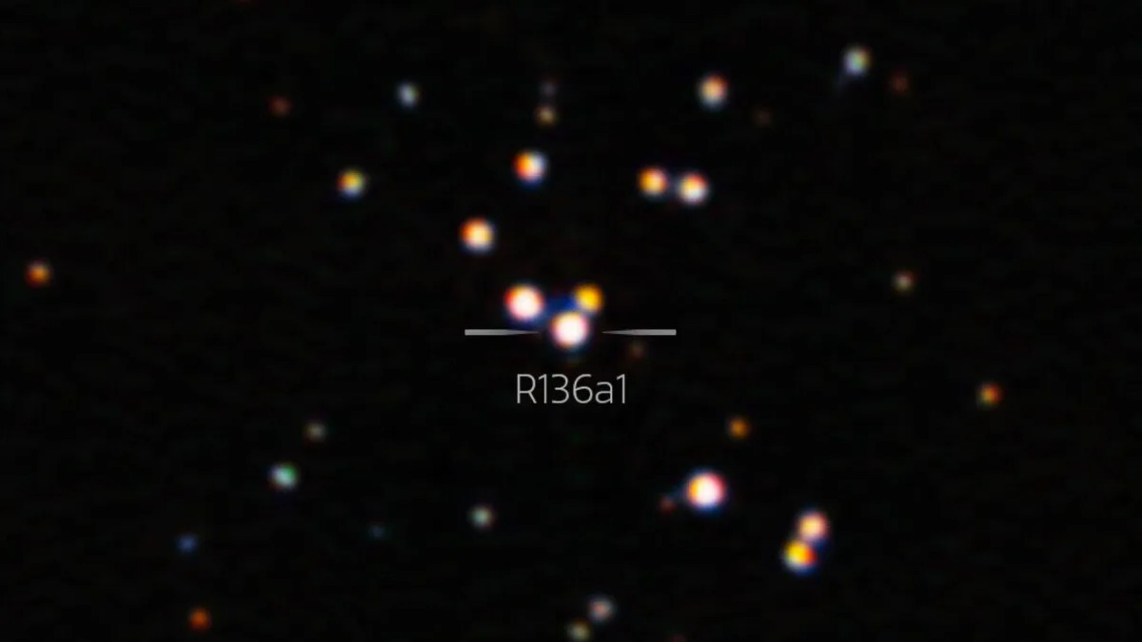 宇宙中已知质量最大的恒星R136a1的最清晰图像