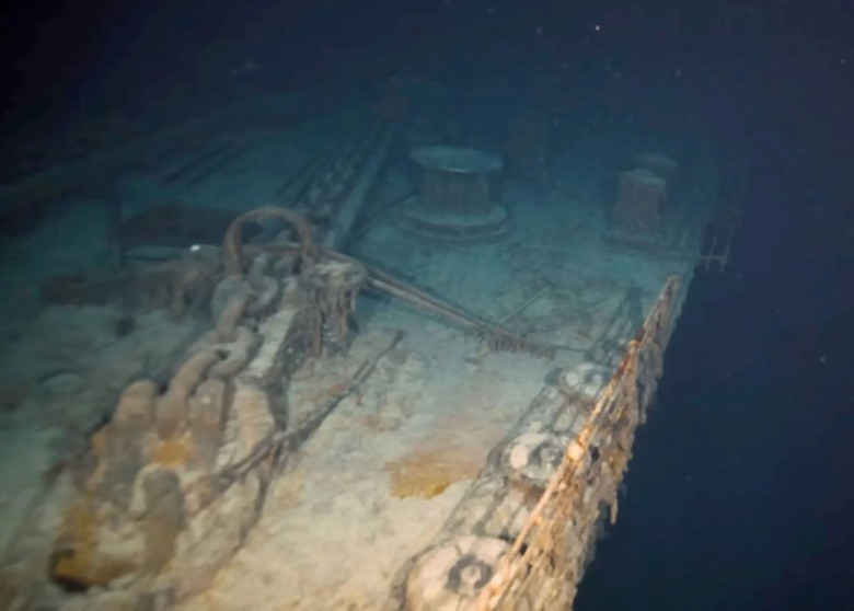 ������ų�û110�� 8K���廭���ع�к���ϸ��