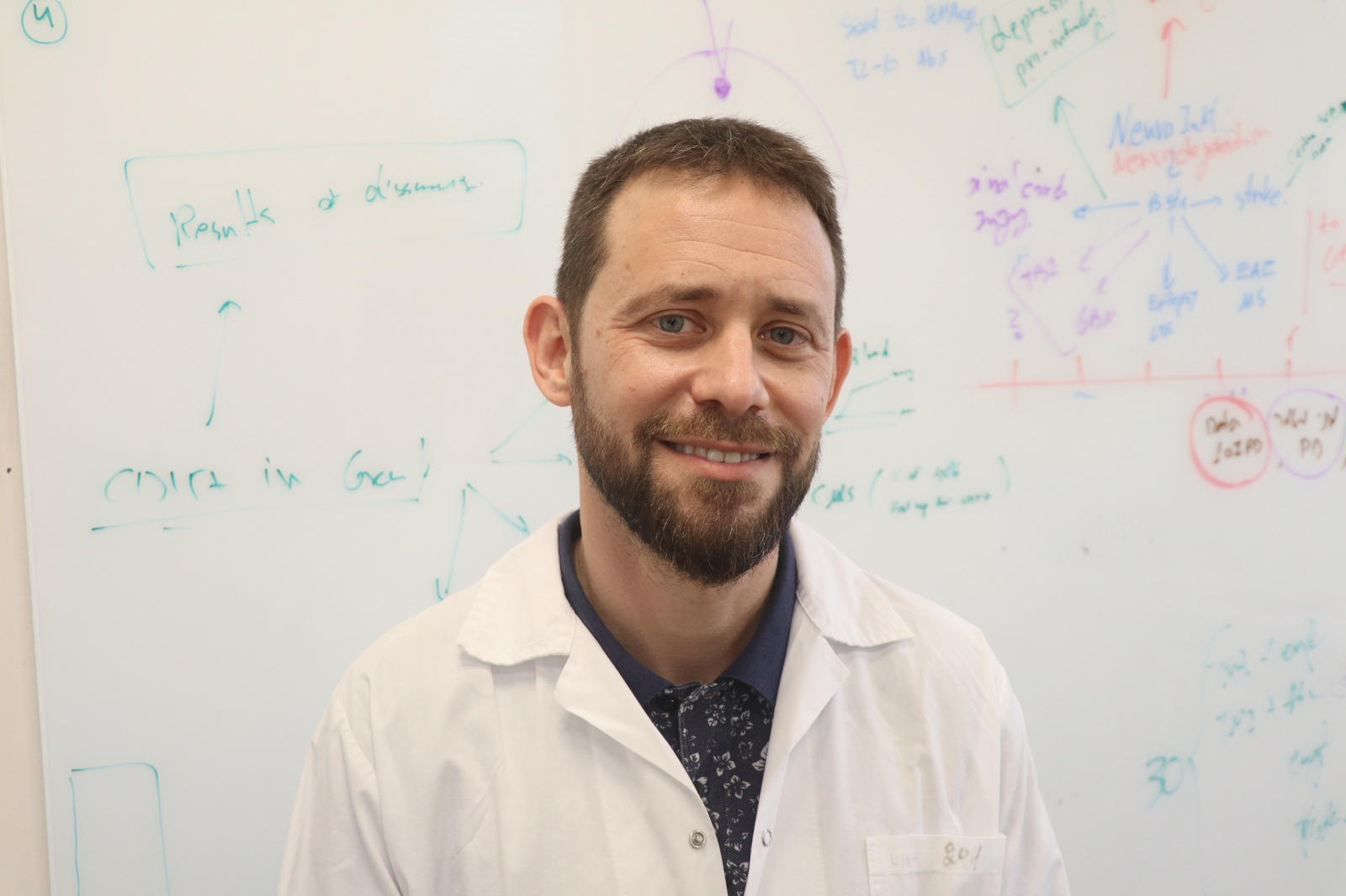 “九凤RPG”曝坐即演算绘里 真幻4挨制热傲国产新做