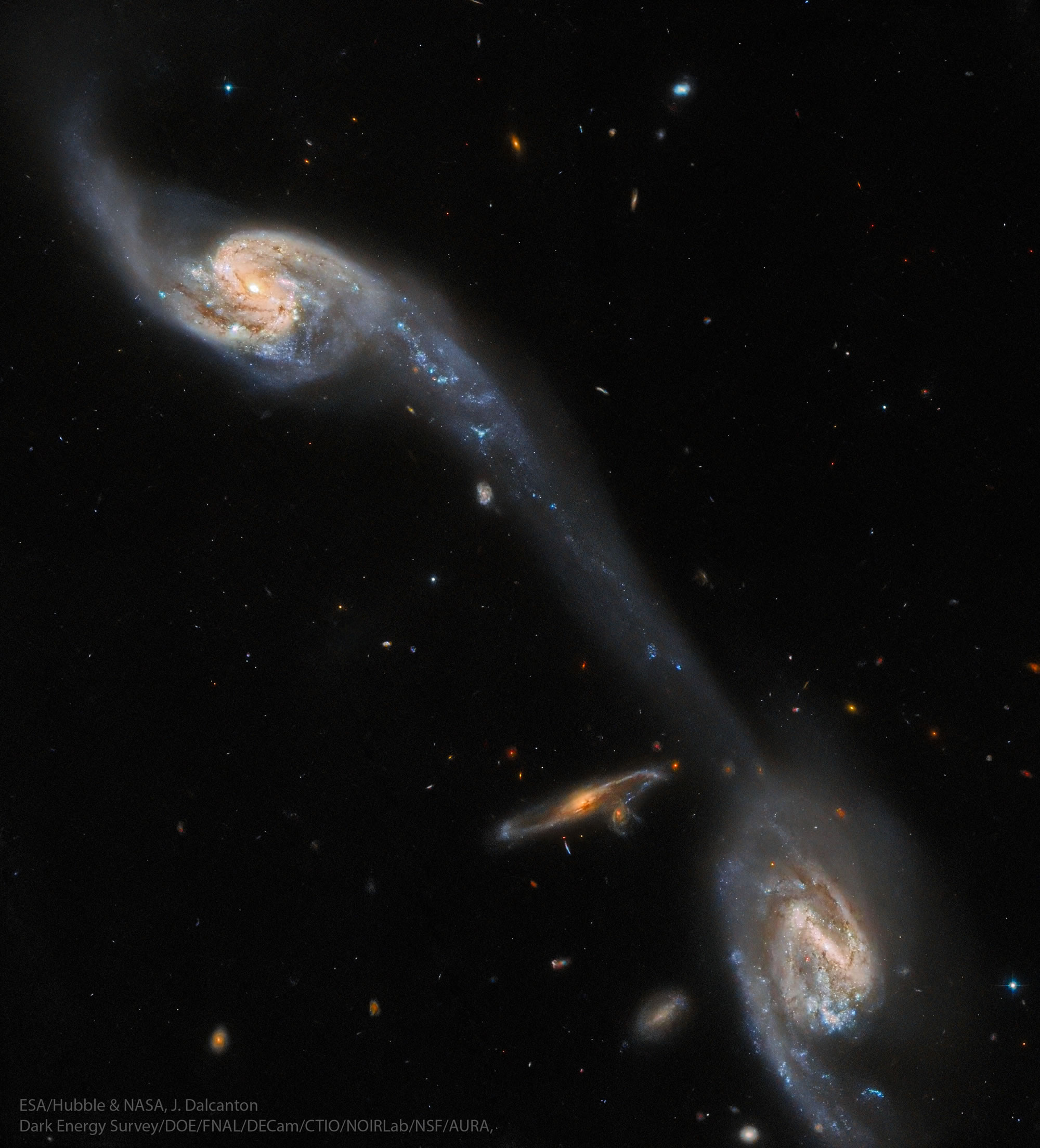 NASA̫Զ׽˾̾Arp 248ϵͼ