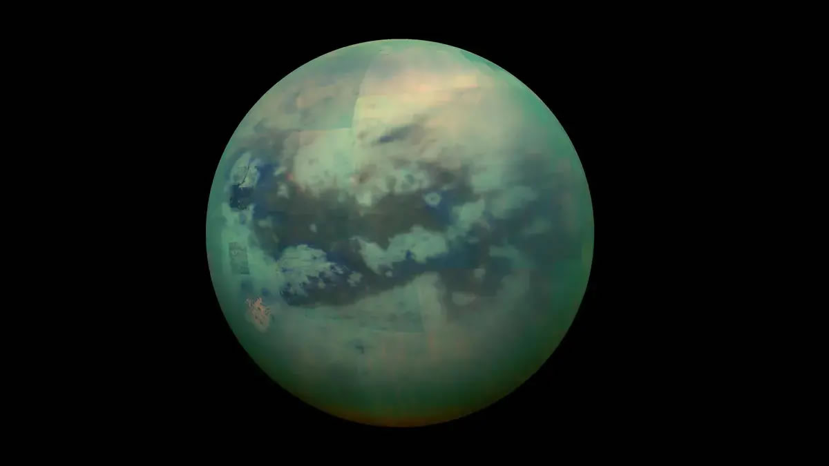 詹姆斯-韦伯太空望远镜拍摄的非凡土卫六泰坦照片