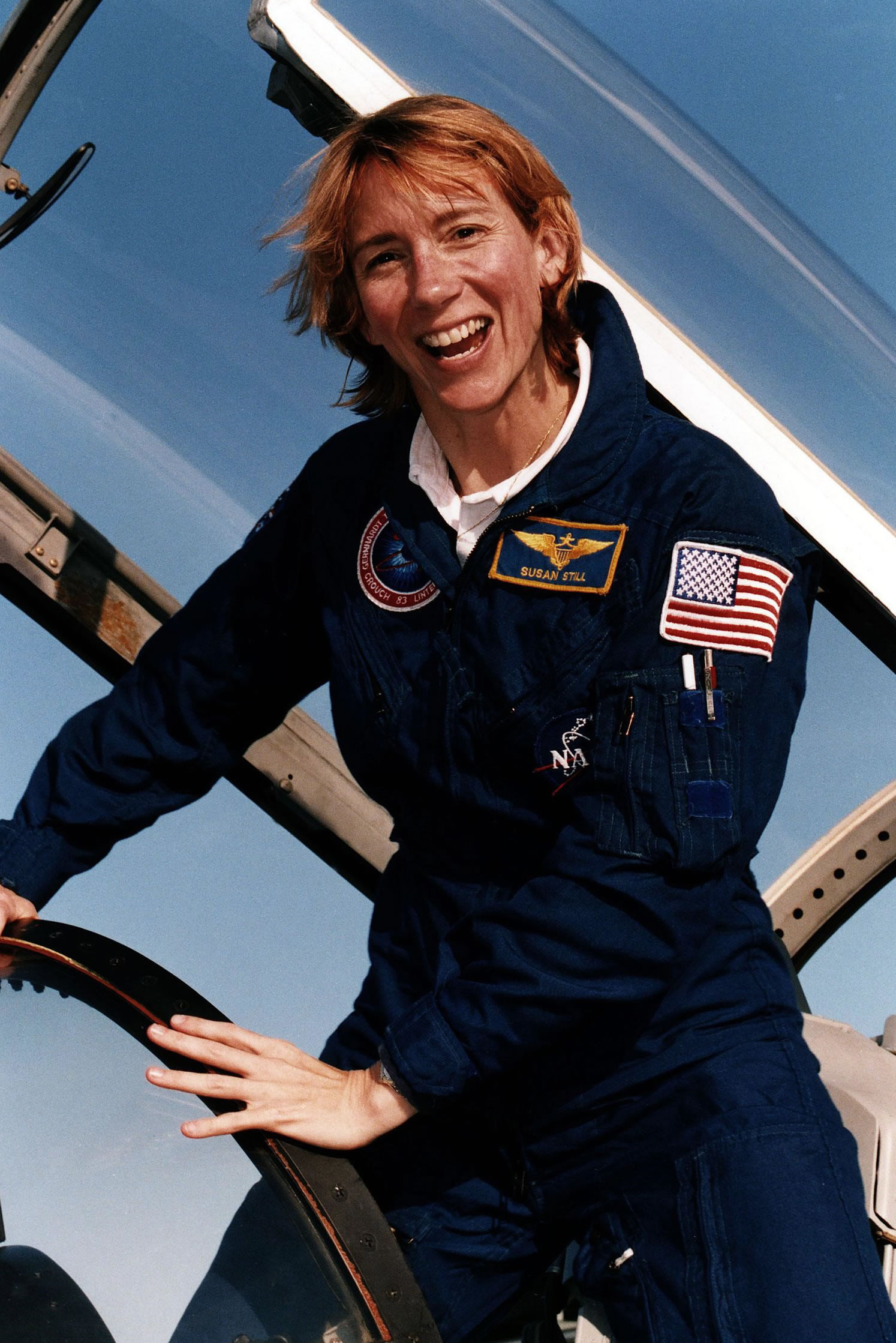 前美国宇航局宇航员苏珊·基尔兰在克服性别歧视后驾驶航天飞机安全抵达
