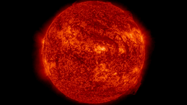 太阳的大规模喷发将日冕物质抛射向地球 9月19日可能出现极光