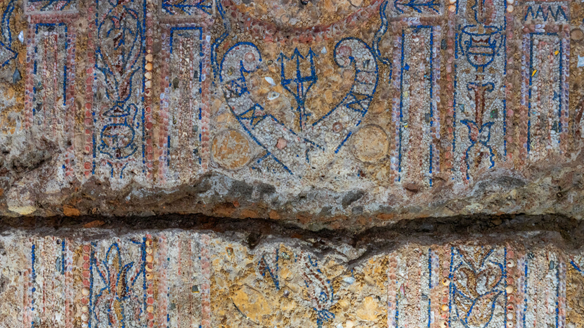 ����������סլ����2300��ǰ������Ƕ��