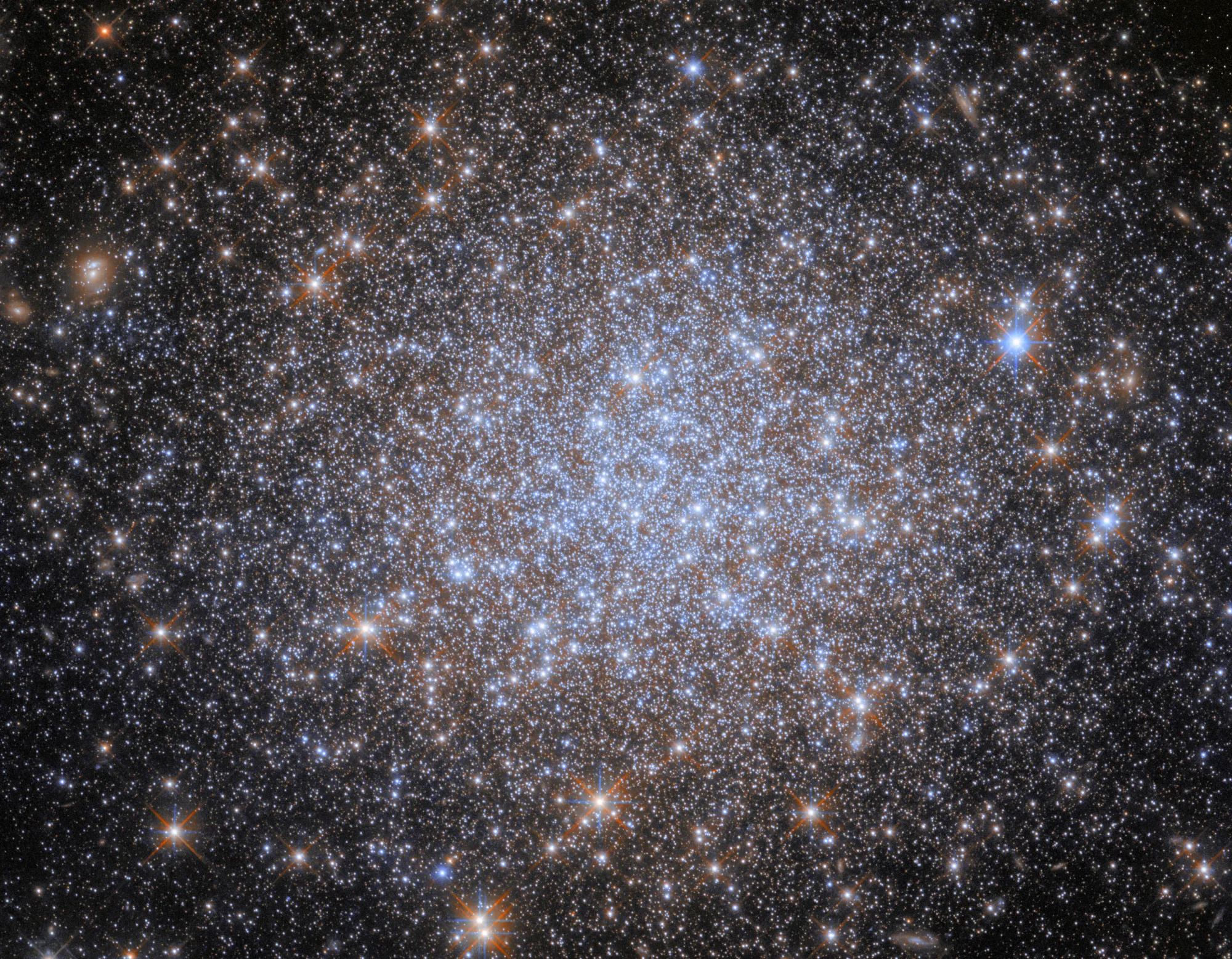 Զ۲塰ʯ״NGC 1841