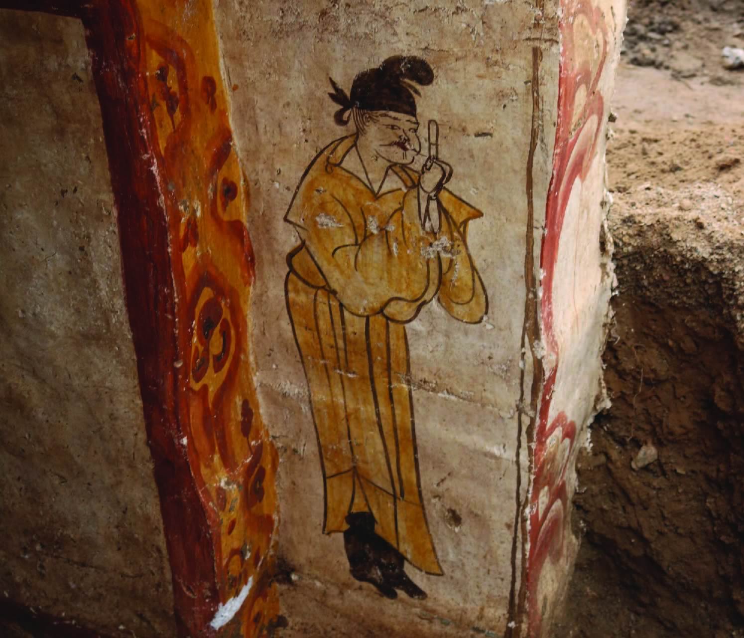 �й��������ƴ���Ĺ�ڻ����˾�̾�����������һ���𷢵ġ������ˡ�