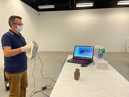 �о�֤ʵ�������ڹŴ���ʽ�к��»ü�β��