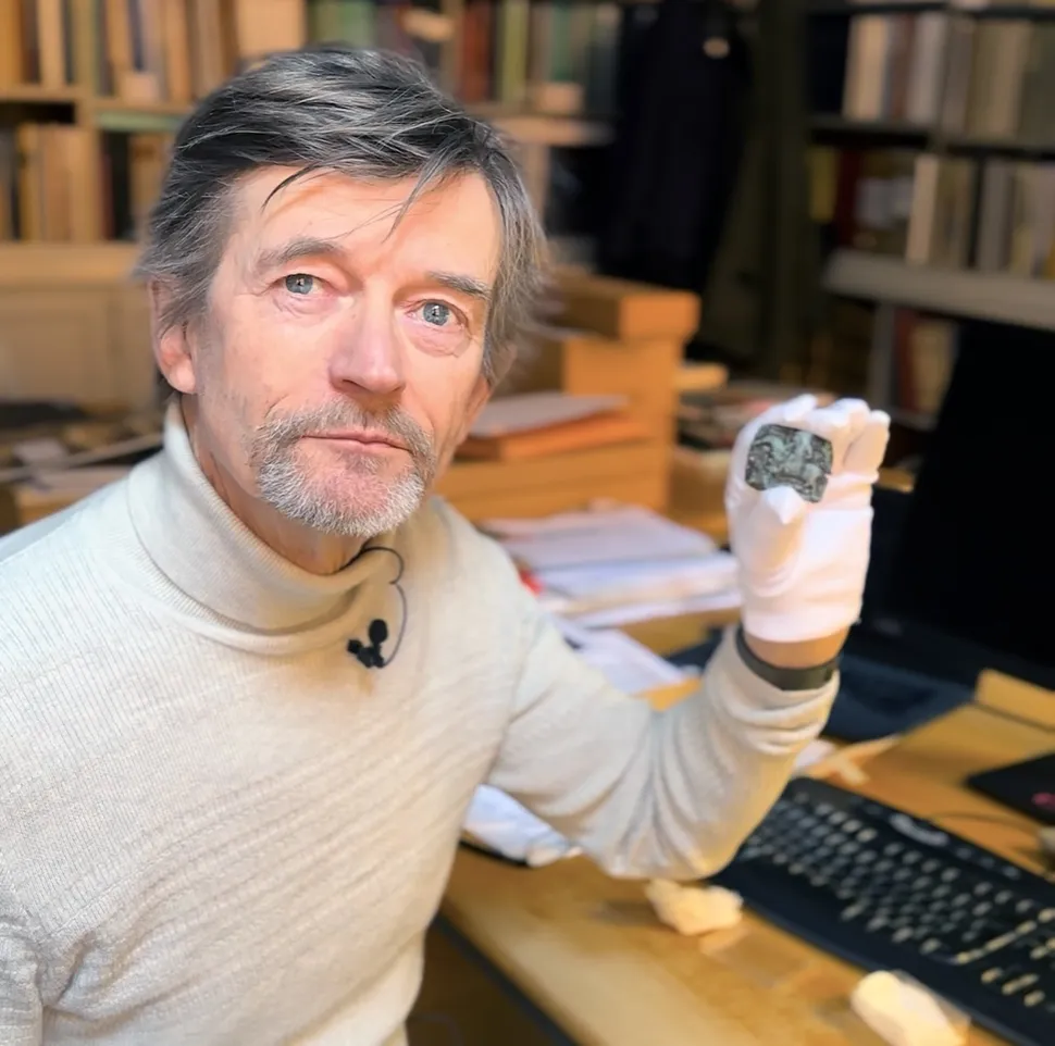 ���о����ܽ�ʾ�˱�־��Sutton Hooͷ����������Դ