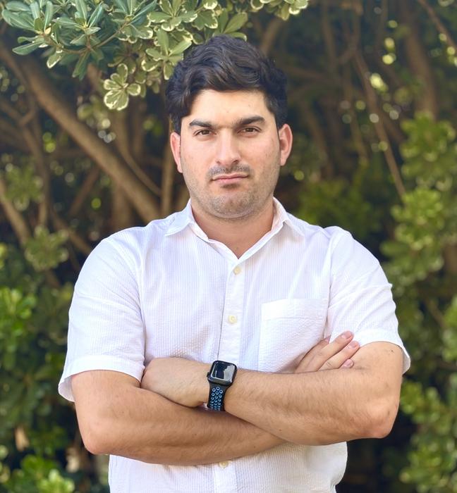 ģ�ͱ�������̬�������еİ����ʿ���̮���ɿɼ��ĺڶ�