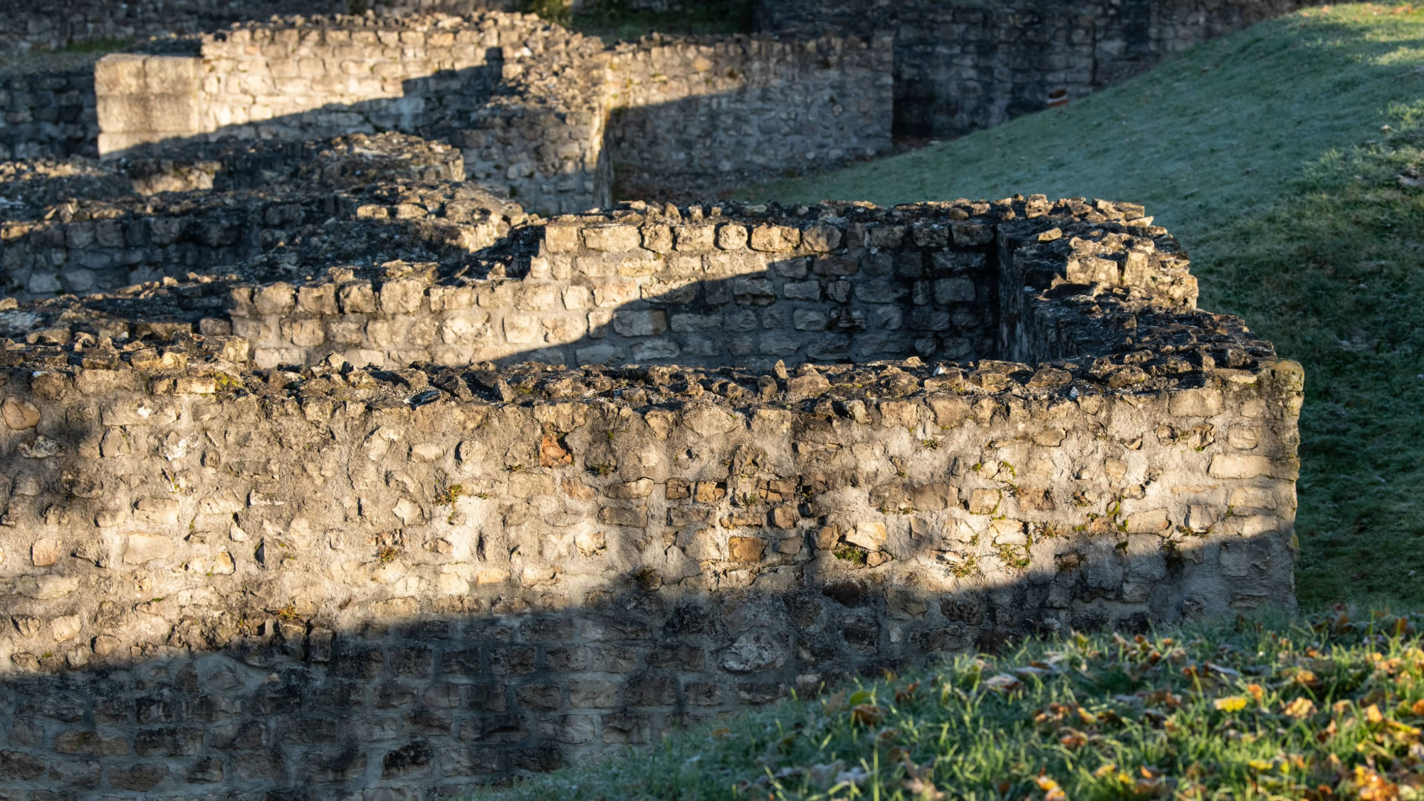 һλҵ�మ���ߵ�ֱ����η������ص���������Ӫ��