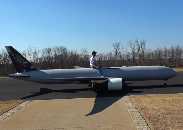 ����������RC����777-9X����