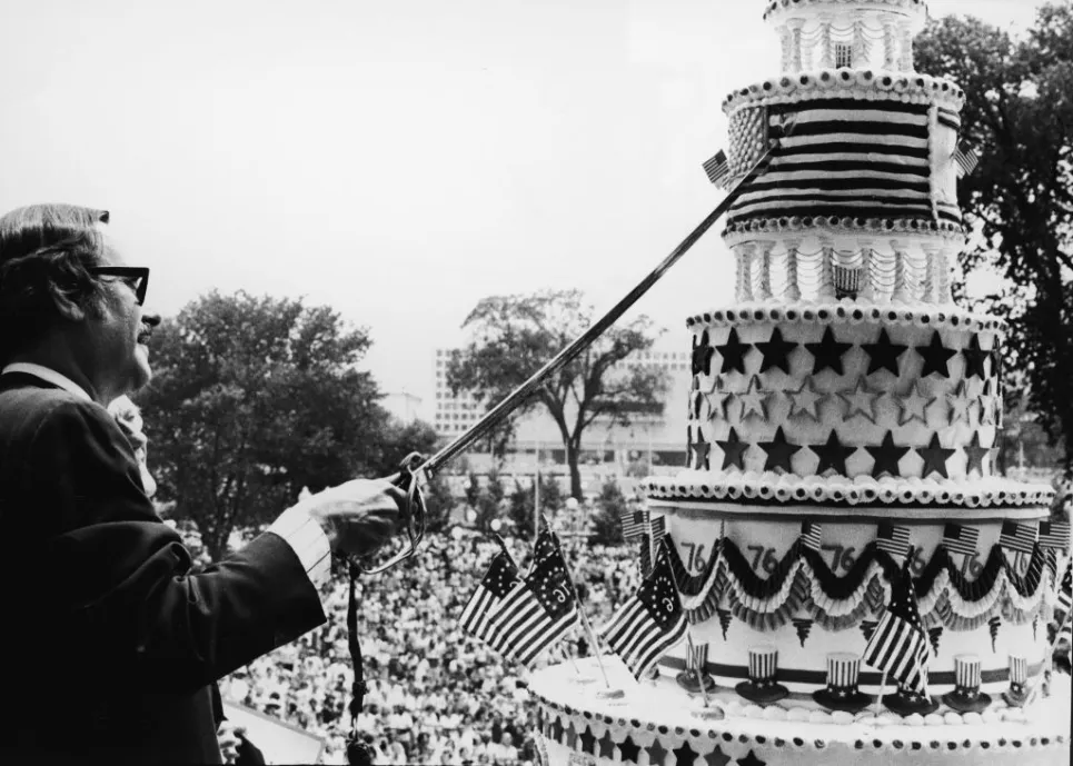 13张令人难以置信的1976年美国建国二百周年庆典照片