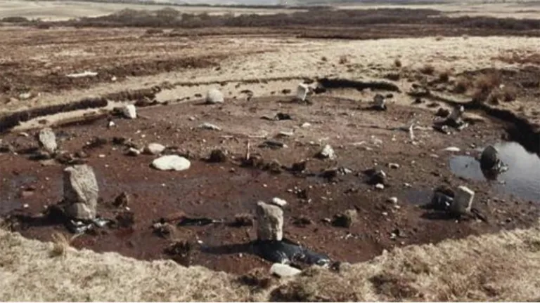 苏格兰地下发现的古环状结构可能是一座类似巨石阵的遗迹