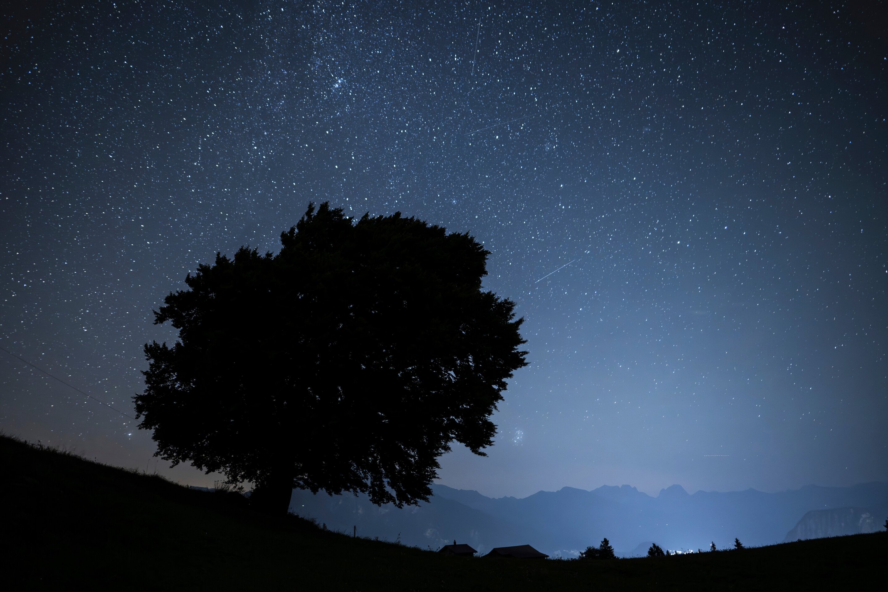如何辨认英仙座流星雨,这是一场承诺令人目眩神迷的夏季灯光秀