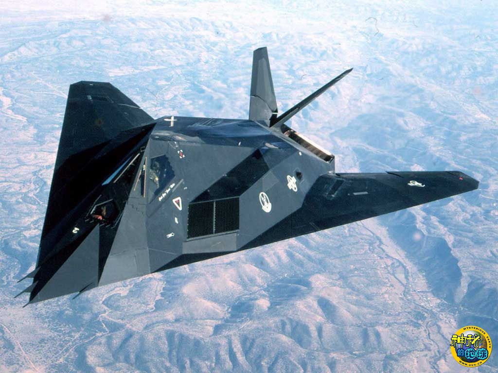 f117a夜鹰隐身战斗机