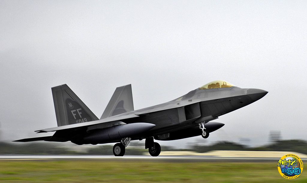 f-22a"猛禽"隐形战斗机