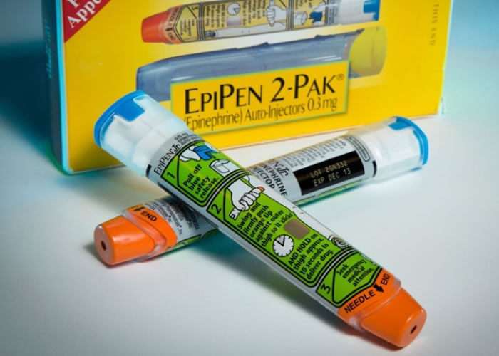 美国迈兰mylan药厂治疗严重过敏者救命注射器epipen失效全球回收
